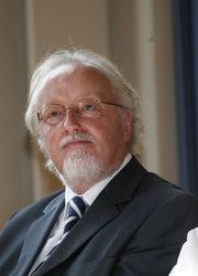 Vizepräsident a. D. Dr. Dieter Kallerhoff
